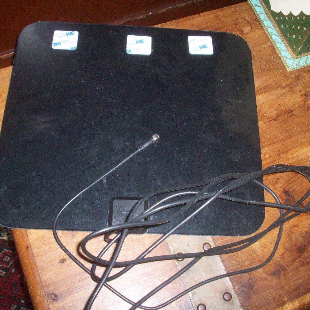 Flat Panel Indoor HD Digital TV Antenna Signal, Over Air TV, 9.5 ft Coax Cable,